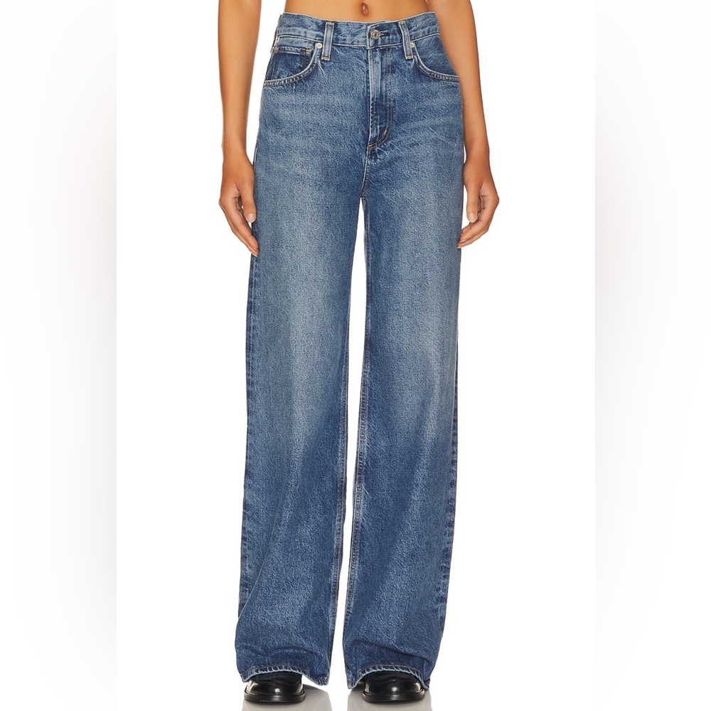 BNWT Citizen Of Humanity Paloma Baggy Jeans in 31. Color is Siesta.